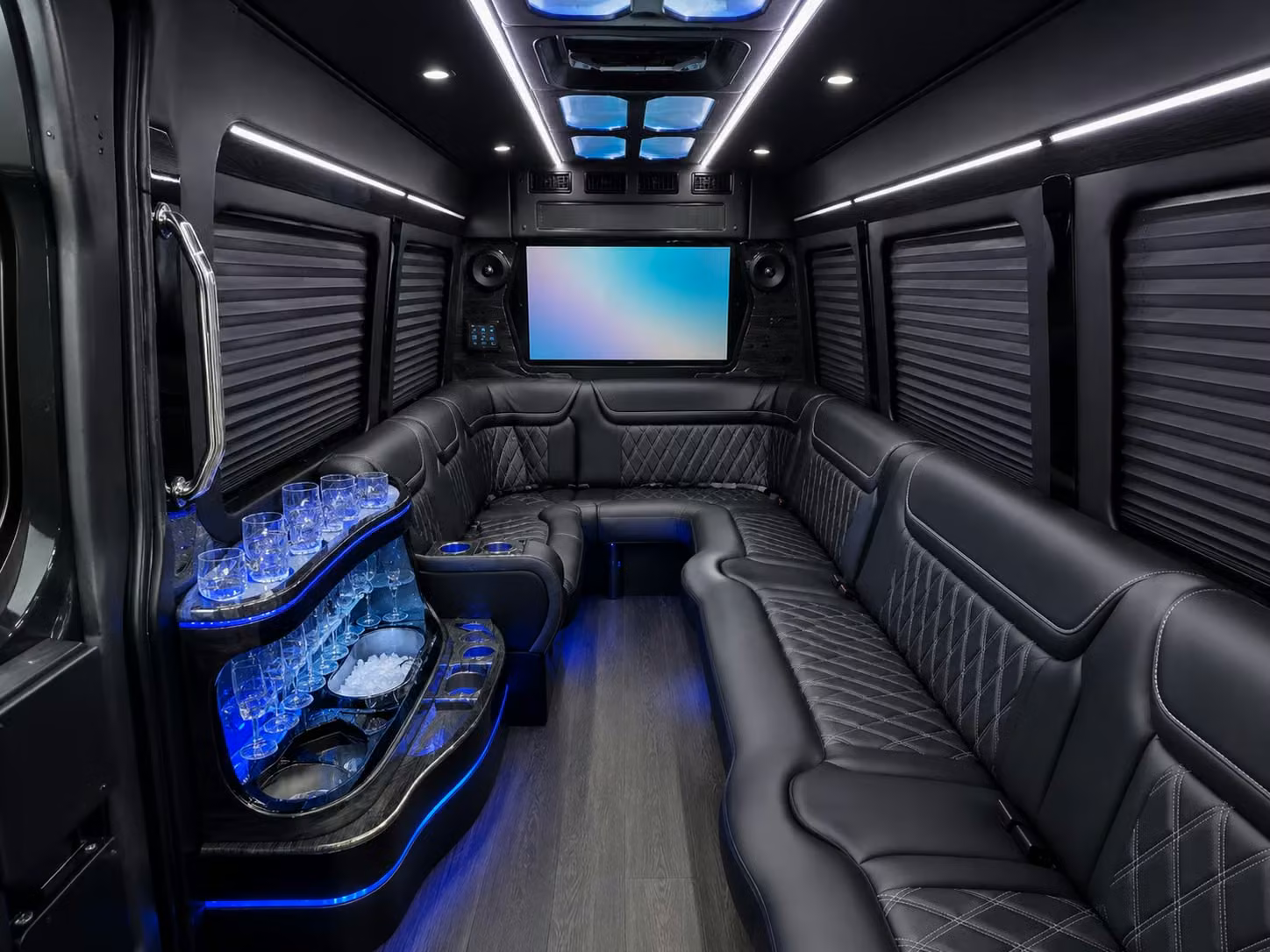 with charterbuspalmdale com booking school field trips and group transportation in palmdale is simple
